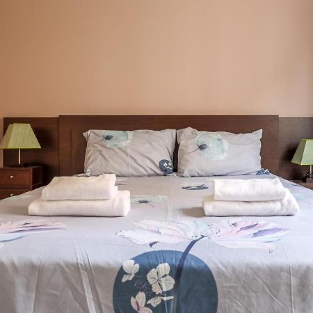 Apartamento Reformado En Sevilla Barrio Macarena Bagian luar foto