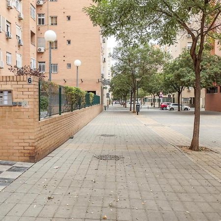 Apartamento Reformado En Sevilla Barrio Macarena Bagian luar foto